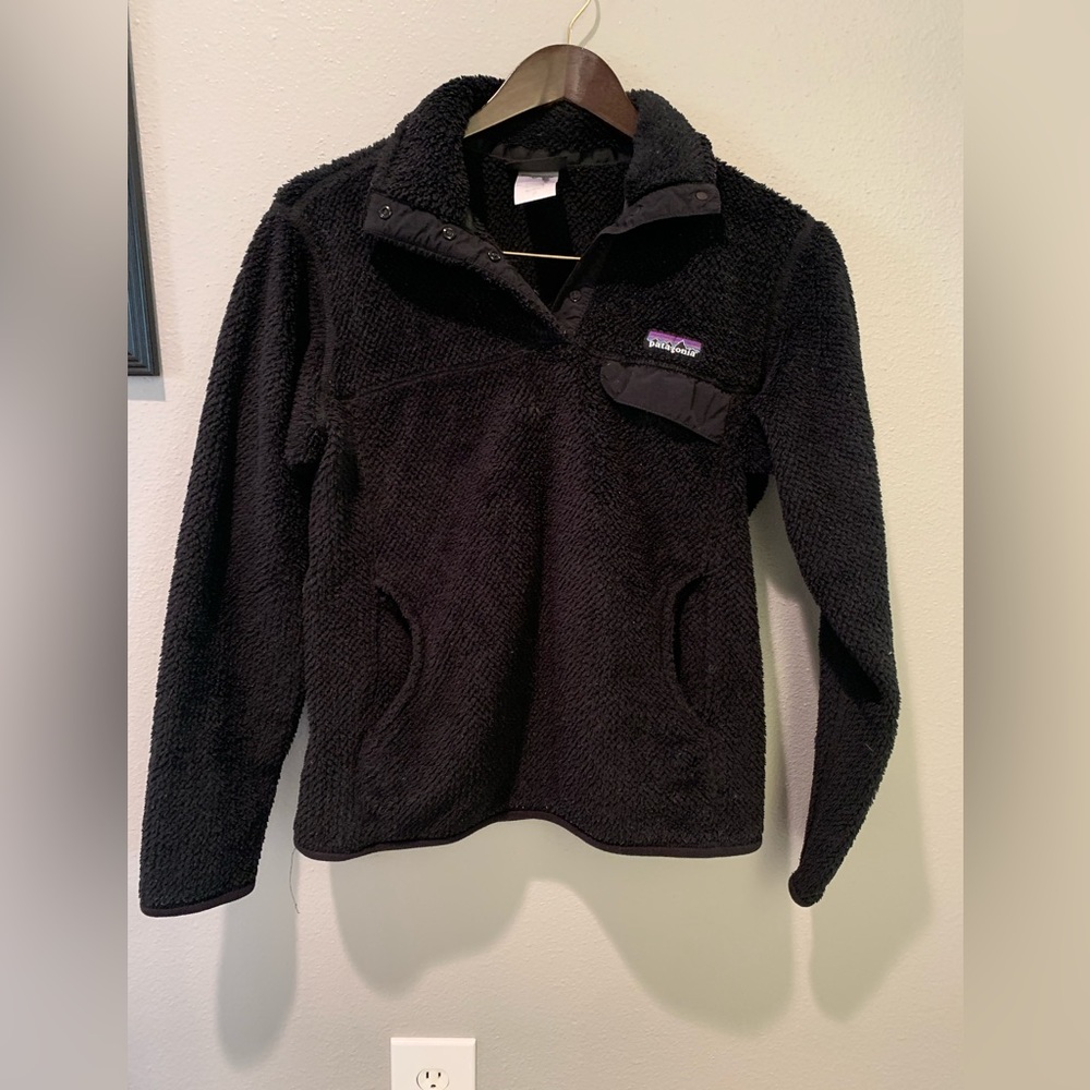 Black Patagonia fleece turtleneck pullover